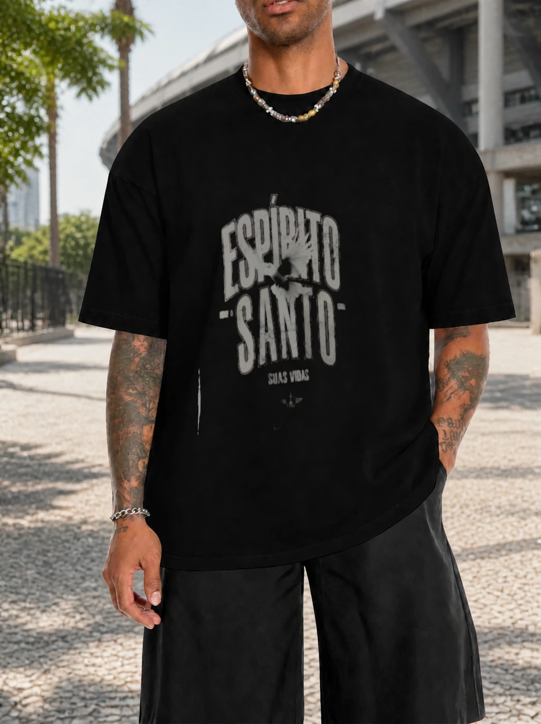 Camiseta 180g Espírito Santo em cena de uso no Brasil